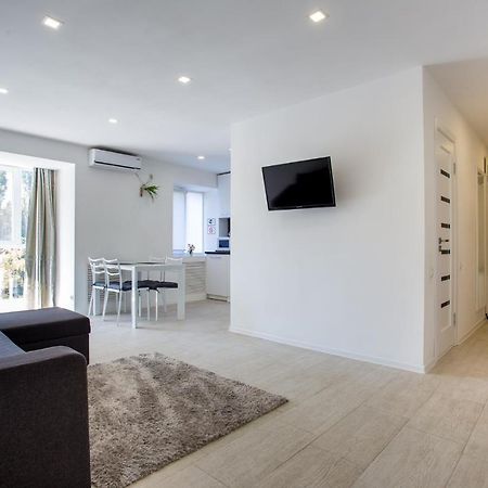 חרסון Apartment On Ushakova מראה חיצוני תמונה